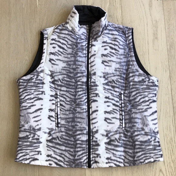 NWOT Reversible Snazzie vest - Picture 2 of 5
